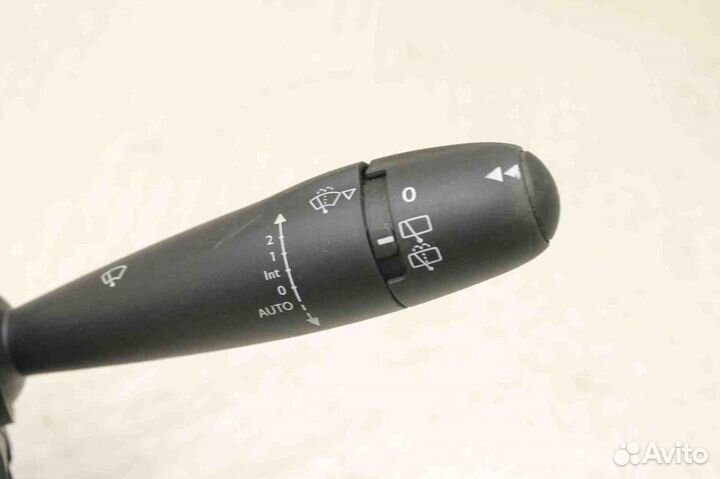 Переключатель подрулевой Peugeot 3008 2010-201