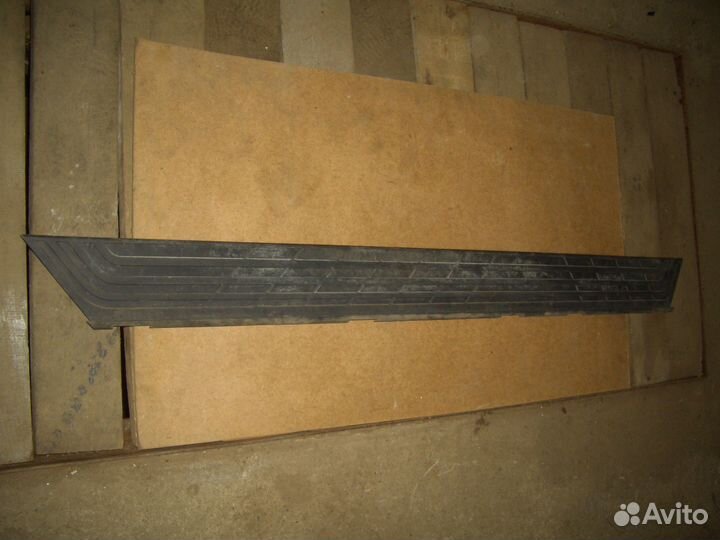 Накладка на подножку Митсубиси Паджеро V8 с07