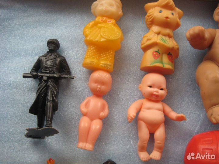 Солдатики, пупсы, фигурки СССР