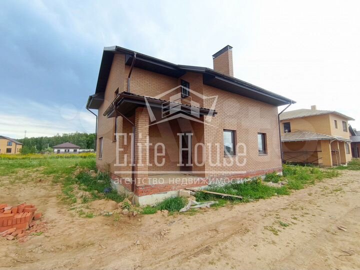 Дом 126,2 м² на участке 9 сот.