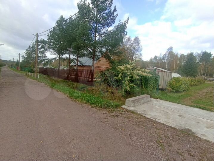 Дача 40 м² на участке 10 сот.
