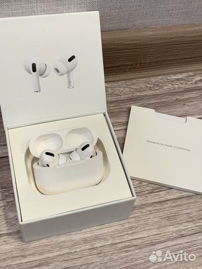 Беспроводные наушники AirPods Pro