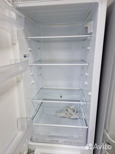 Встраиваемый холодильник Indesit.Гарантия.Доставка