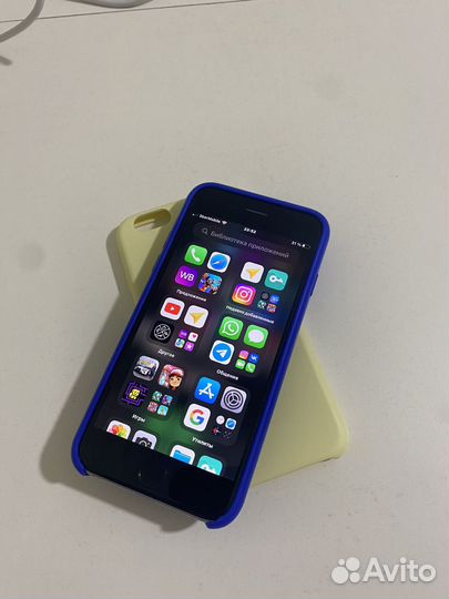Телефон iPhone 6s