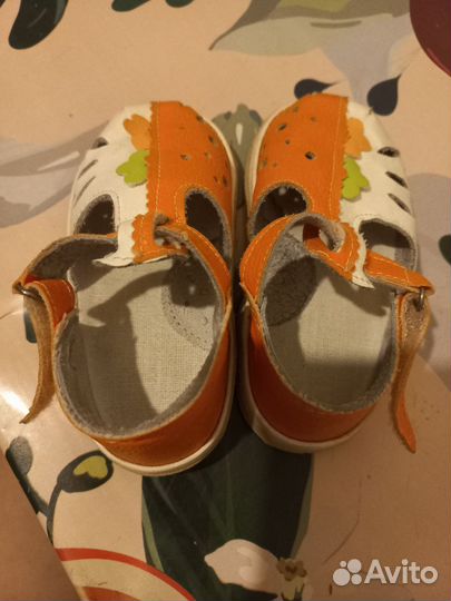 Сандали на девочку
