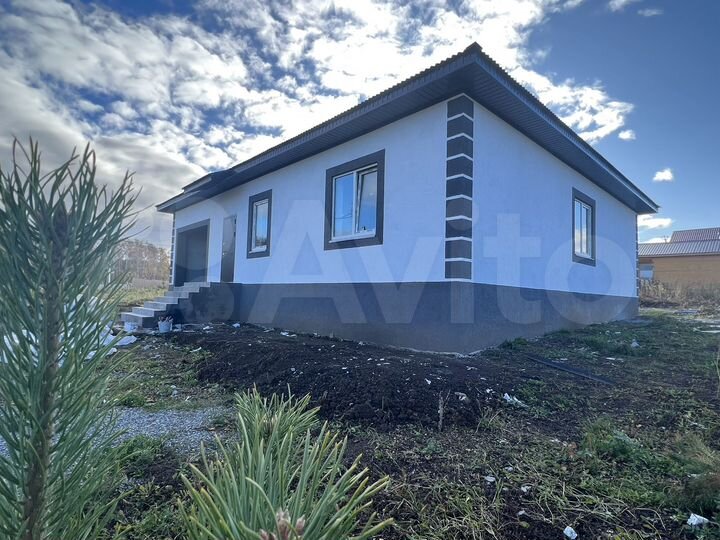 Коттедж 170 м² на участке 8 сот.