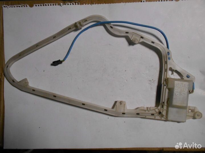 Антенна KeyLess Go задняя правая W220 A2208200475