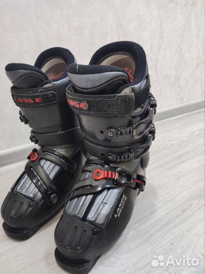 Горнолыжные ботинки