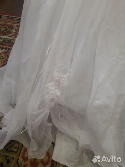 Свадебное платье 42-44 бу