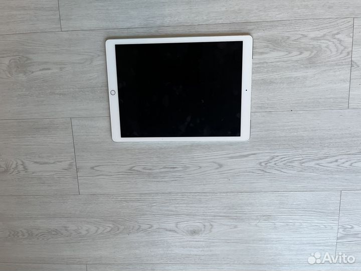 iPad pro 12.9 2015год 128gb