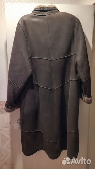 Дубленка зимняя,длинная с натуральным мехом. Фирма