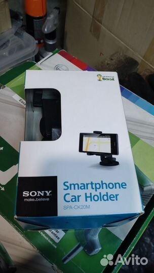 Автомобильный держатель смартфона sony