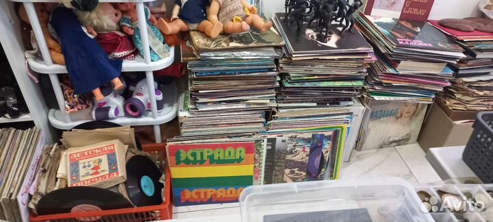 Виниловые пластинки СССР много
