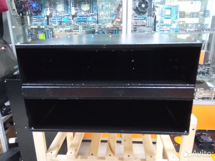 Корпус для майнинг фермы на 6 карты Crypton