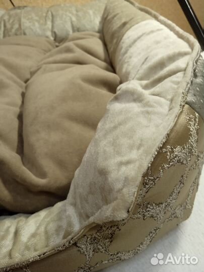 Лежанка для животных большая