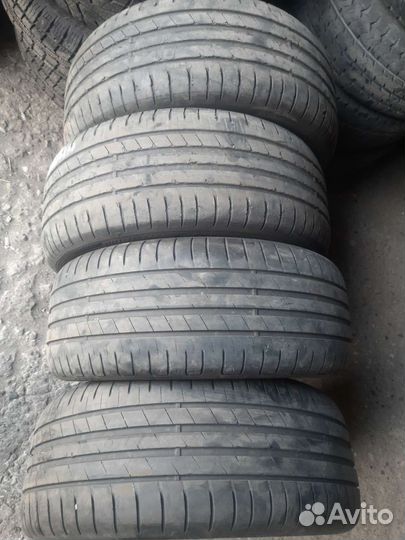 Goodyear EfficientGrip Performance 215/55 R16 93W