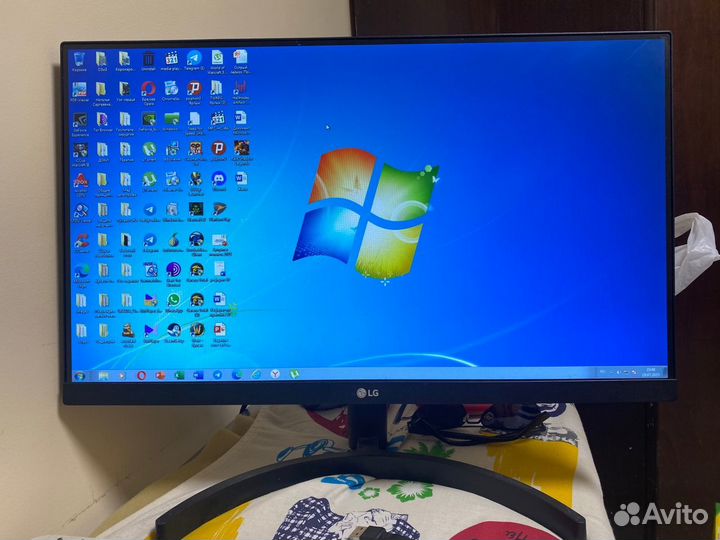 Продам монитор,Lg 22 дюйма