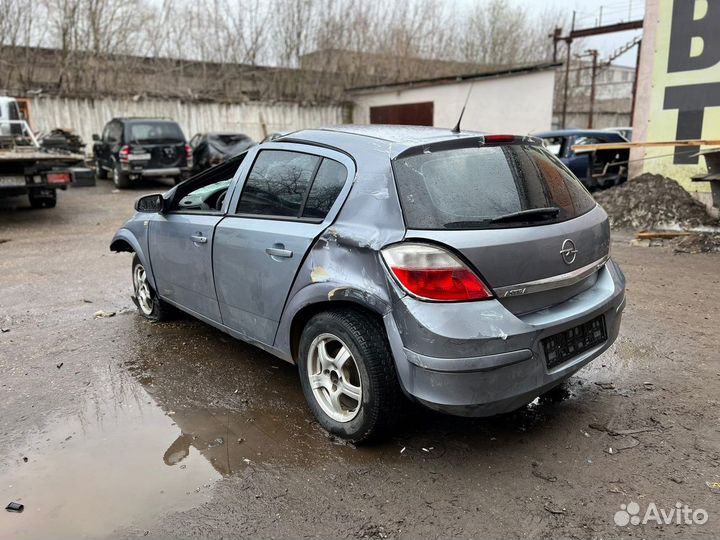 В разборе Opel Astra H 1.6 МКПП