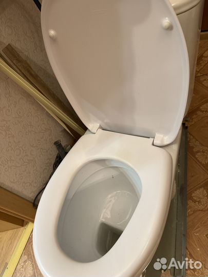 Унитазы и бачки бу