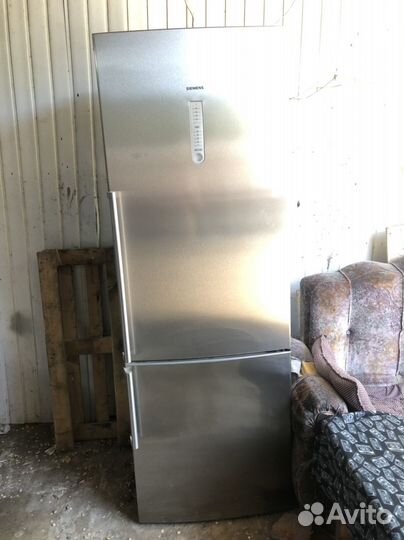 Холодильник Simens