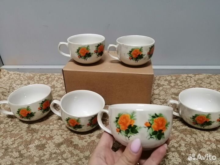 Сервиз, наборы чашек, тарелки, креманки