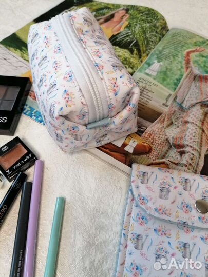 Конверт для прокладок и косметичка