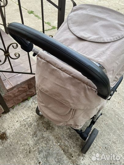 Прогулочная коляска carrello vista