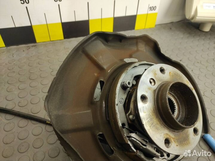 Кулак поворотный задний правый Bmw X1 E84 N46B20B