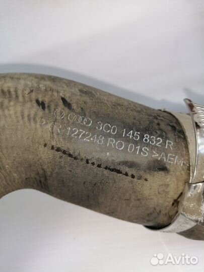 Патрубок интеркулера 1K0145840R можно раздельно