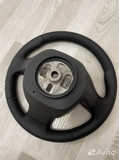 Оплетка на Руль с выходом на спицы LADA Priora2
