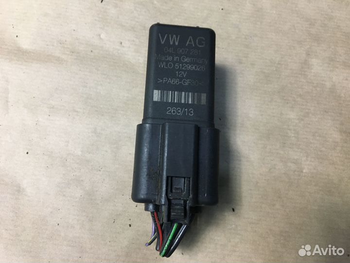 Реле свечей накала Volkswagen Tiguan 08-17