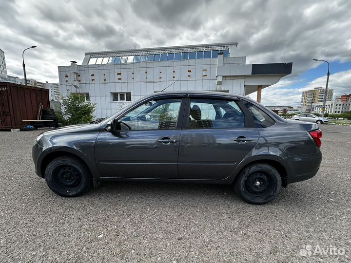 LADA Granta 1.6 МТ, 2022, 1 800 км