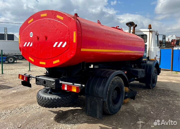 Поливомоечная машина ко-806