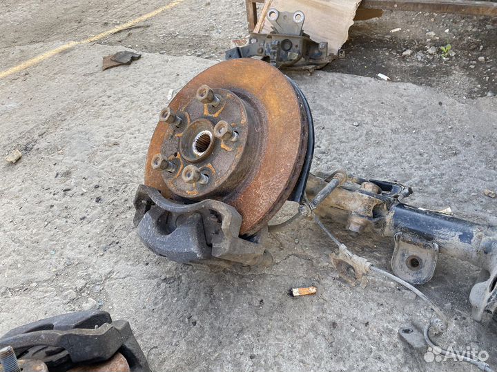 Кулак передний Toyota Corolla 150