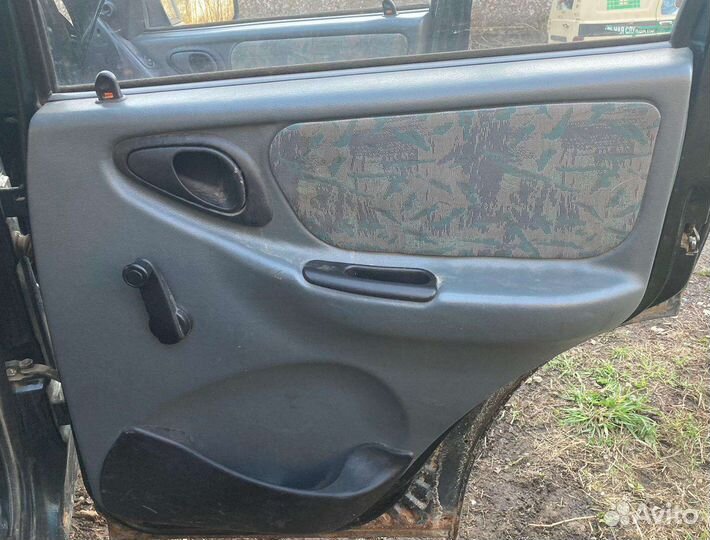 Дверные Карты Chevrolet Niva