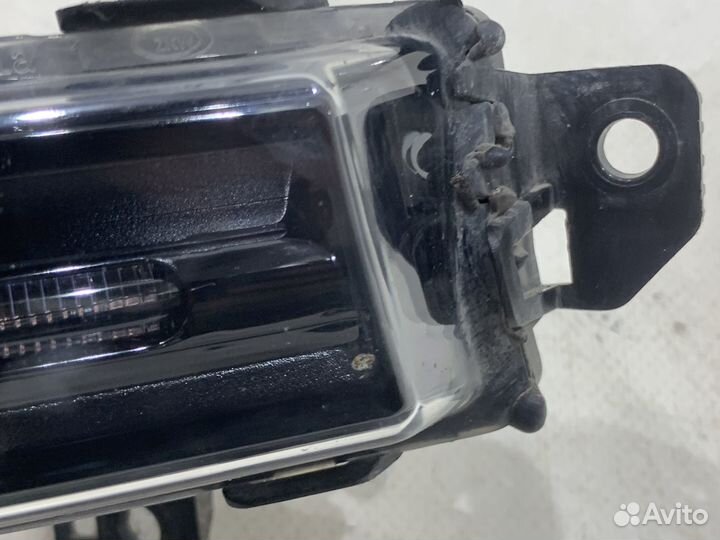 Противотуманная фара левая Range Rover Velar