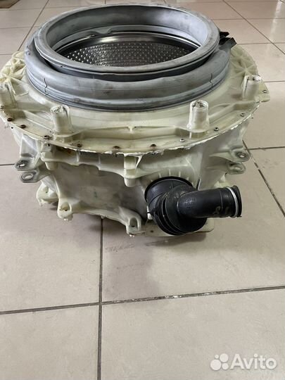 Бак Hotpoint Ariston