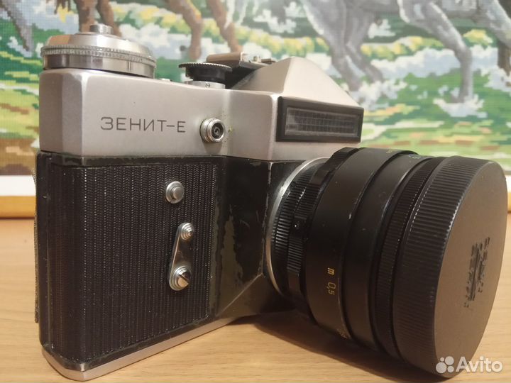 Пленочный фотоаппарат зенит-Е с аксессуарами