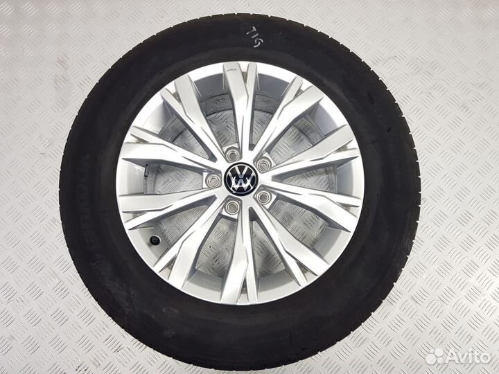 Диск литой Volkswagen Tiguan R17