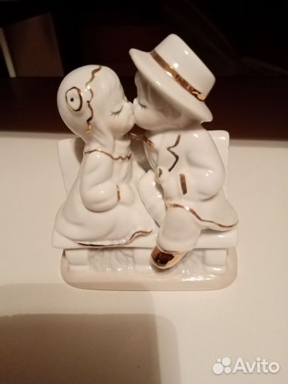 Фарфоровые статуэтки
