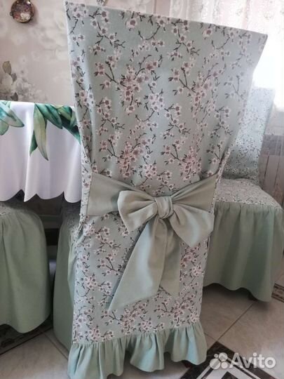 Чехлы на стулья