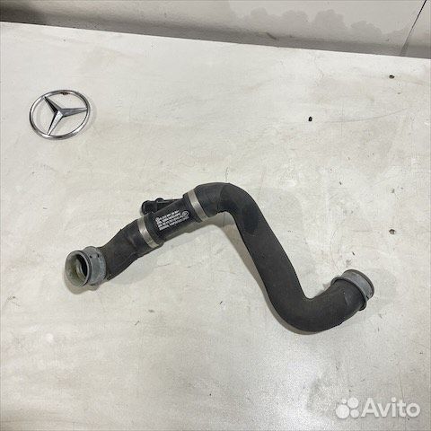 Патрубок охлаждения Мерседес 207 212 М276