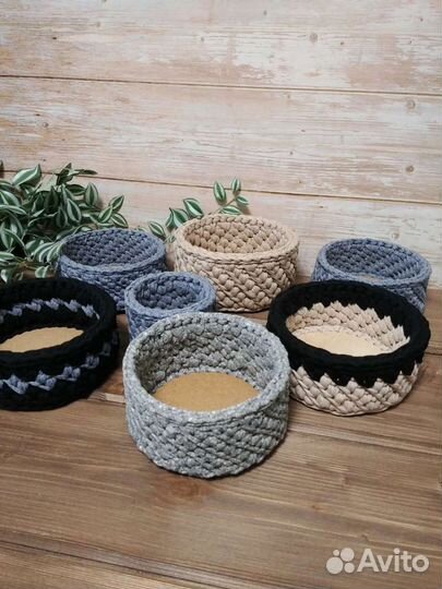 Корзина интерьерная