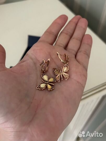 Комплект серьги и кольцо серебро с белым янтарем