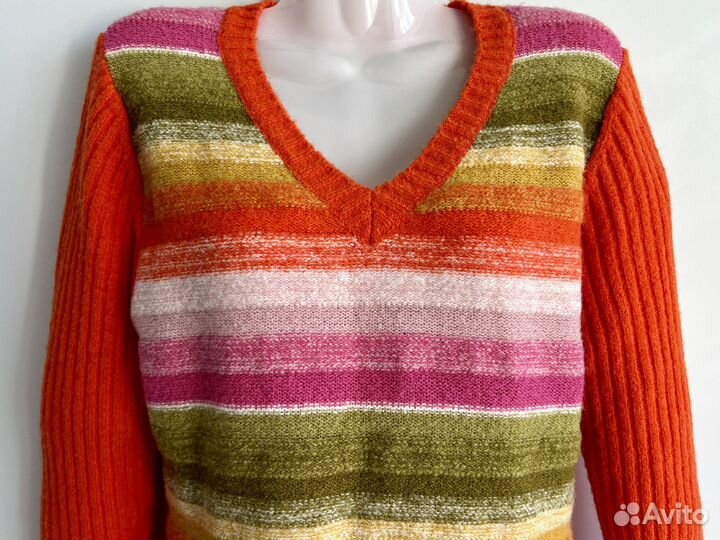 Пуловер женский оранжевый в полоску