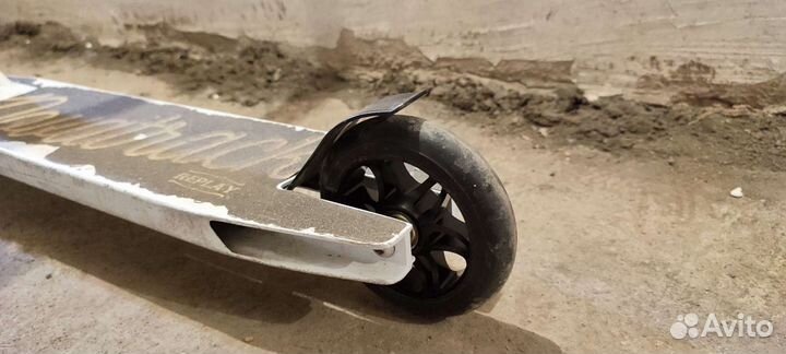 Трюковой самокат