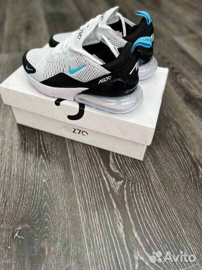 Кроссовки Nike air max 270