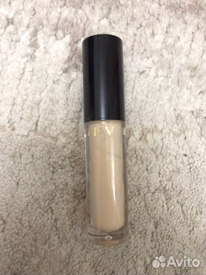 Консилер jev