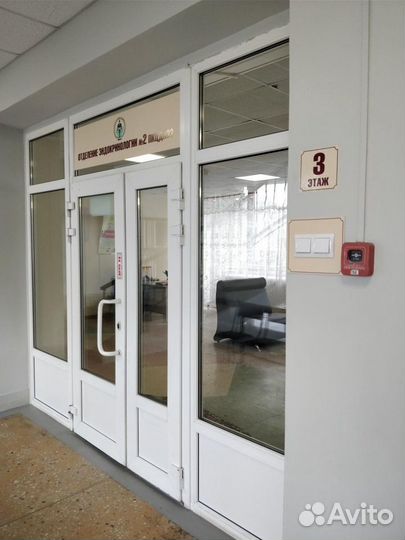 Пластиковая дверь 2100х1420