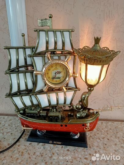 Часы-светильник